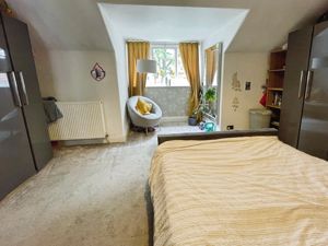 Bedroom 1- click for photo gallery